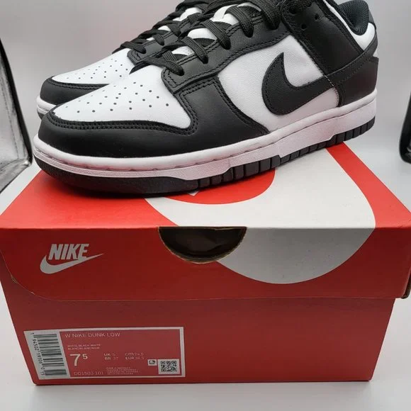 NEW Women 7.5 / Men's 6 Nike Dunk Low PANDA DD1503-101 - Picture 10 of 10